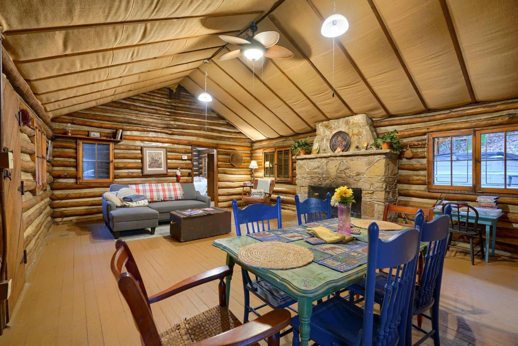 Russell Cabin Logan Εξωτερικό φωτογραφία