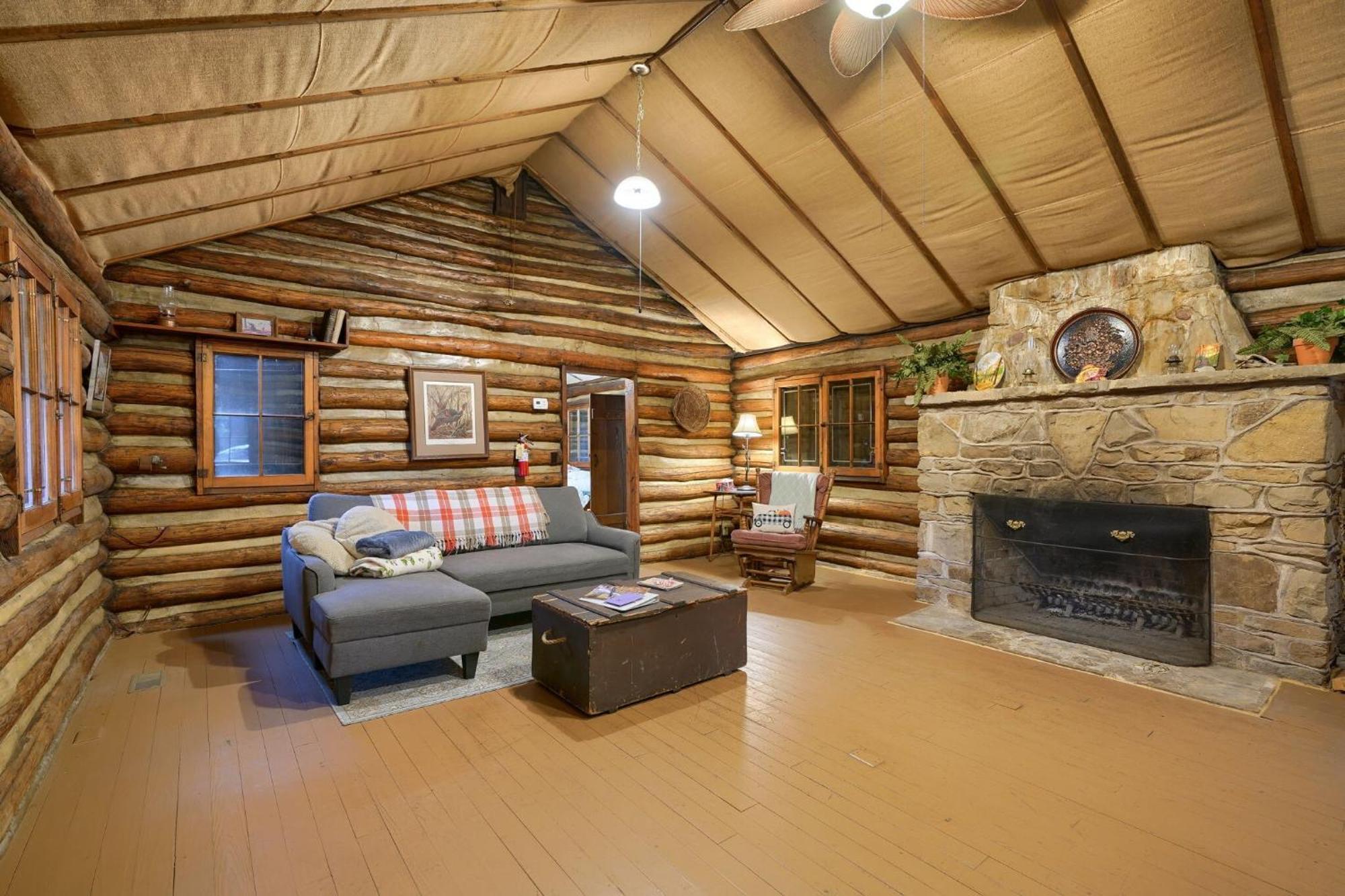Russell Cabin Logan Εξωτερικό φωτογραφία
