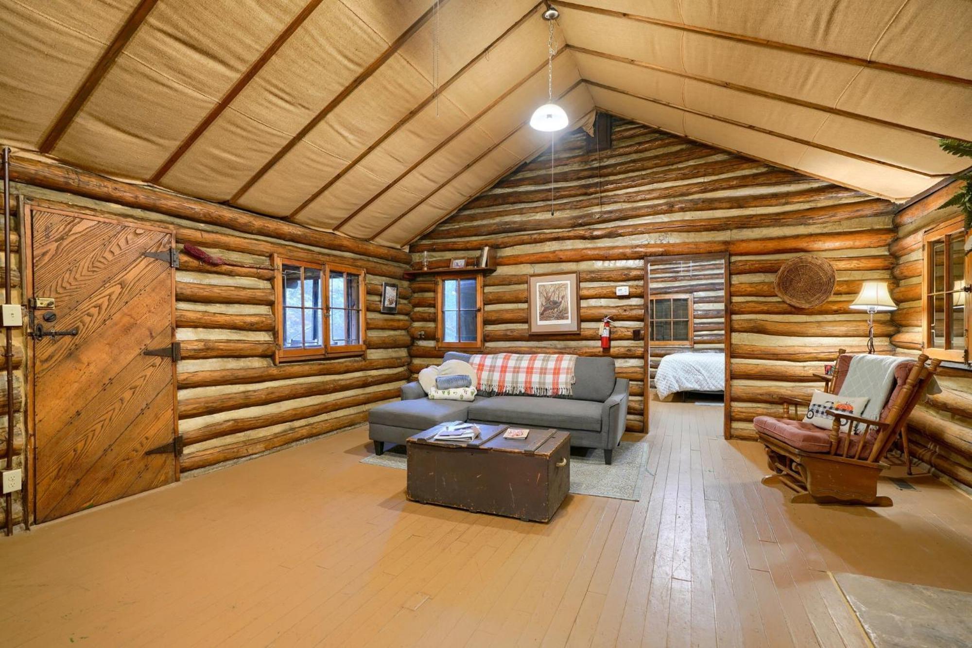 Russell Cabin Logan Εξωτερικό φωτογραφία